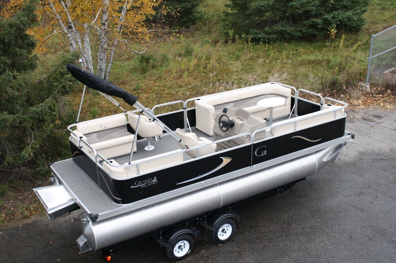Electric powered 20 Quad Lounge with Minnkota Edrive and Trailer - T ...